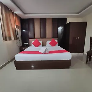 Lite Near Igi Airport Нью-Дели
